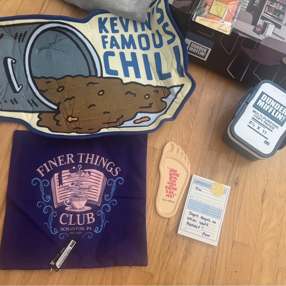 The Office Dunder Mifflin Fan Items